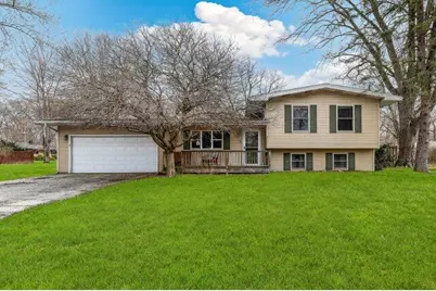 601 S 18th Street, Chesterton, IN 46304 - Photo 1