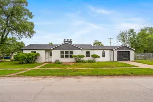 830 W 39th Ave, Gary, IN 46408 - Photo 1