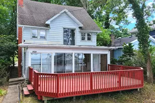 1621 Lake Shore Dr, Long Beach, IN 46360 - Photo 1