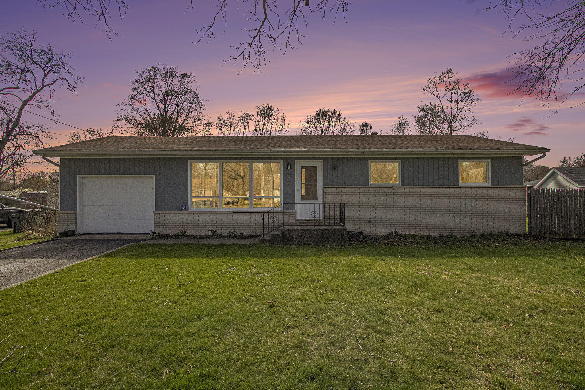309 Johnson Rd 302 Johnson Rd, Trail Creek, IN 46360 - MLS 819144 - Coldwell Banker
