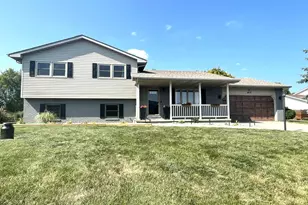 317 Streamwood Dr, Valparaiso, IN 46383 - Photo 1