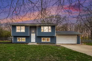 315 Walnut Ln, Crown Point, IN 46307 - Photo 1