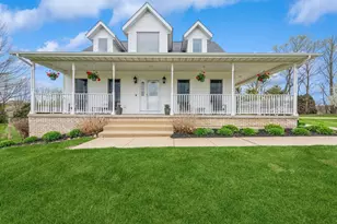 410 Deep Draw Dr, Valparaiso, IN 46383 - Photo 1