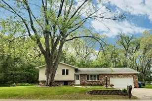 211 Melody Ln, Kouts, IN 46347 - Photo 1