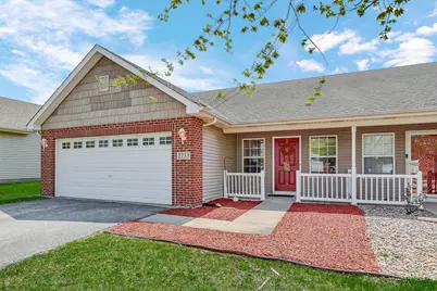 2733 W 84th Lane, Merrillville, IN 46410 - Photo 1