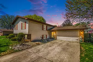 1608 W 95th Ct, Crown Point, IN 46307 - Photo 1