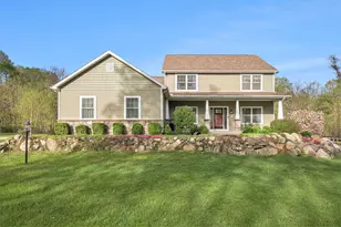 55232 Sundance Dr, New Carlisle, IN 46552 - Photo 1