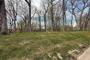 727 Druim Tr, Crown Point, IN 46307 - Photo 1