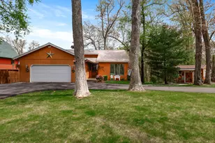 5702 Grandview Ave, Valparaiso, IN 46383 - Photo 1