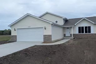 6681 Whitcomb St, Merrillville, IN 46410 - Photo 1