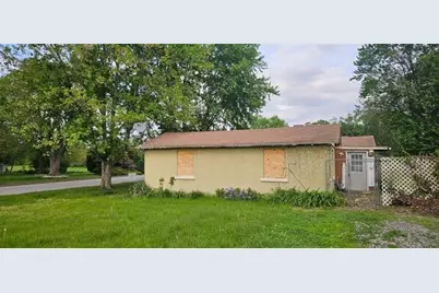 409 W Beaver Street, Morocco, IN 47963 - Photo 1