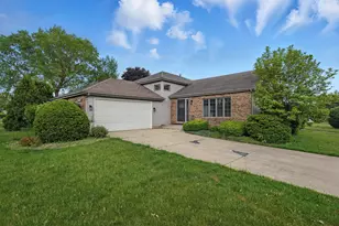 10463 Olcott Ave, Saint John, IN 46373 - Photo 1