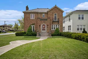 660 McKinley St, Gary, IN 46404 - Photo 1