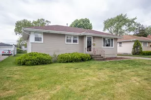 3520 42nd Pl, Highland, IN 46322 - Photo 1