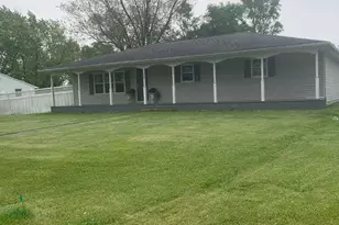 108 W Wilson St, Hebron, IN 46341 - Photo 1