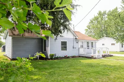 126 N Harrison Avenue, Goodland, IN 47948 - Photo 1