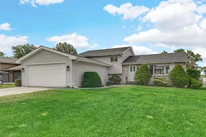 1501 W 94th Court, Crown Point, IN 46307 - Photo 1