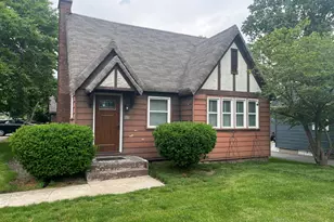 162 Harrison Blvd, Valparaiso, IN 46383 - Photo 1