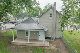 208 N Heaton St, Knox, IN 46534 - Photo 1