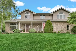 320 Fairfield Dr, Crown Point, IN 46307 - Photo 1