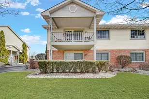 9821 Parkway Dr, Highland, IN 46322 - Photo 1