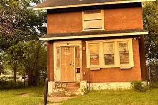 435 Buchanan St, Gary, IN 46402 - Photo 1