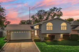 658 Forest Ave, Griffith, IN 46319 - Photo 1