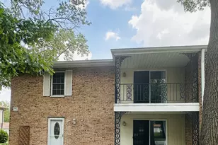 1817 Burgundy St, Schererville, IN 46375 - Photo 1