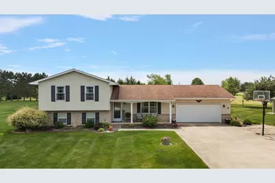 157 S 200 W, Valparaiso, IN 46385 - Photo 1