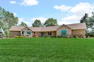 328 Windermere Dr, Chesterton, IN 46304 - Photo 1