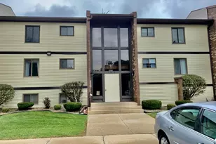 845 Summit Park Ct N, Crown Point, IN 46307 - Photo 1