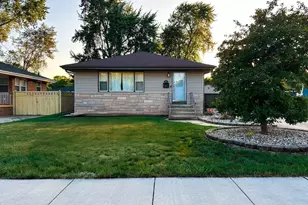 1436 N Harvey St, Griffith, IN 46319 - Photo 1