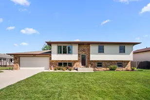 1522 W 99th Ave, Crown Point, IN 46307 - Photo 1