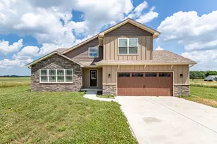 504 W Beaver St, Morocco, IN 47963 - Photo 1