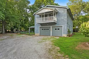 206 East Dr, Walkerton, IN 46574 - Photo 1