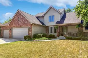 8214 Hawthorne Dr, Saint John, IN 46373 - Photo 1