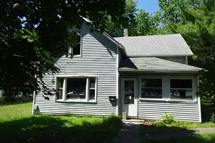 136 W Clark St, Rensselaer, IN 47978 - Photo 1