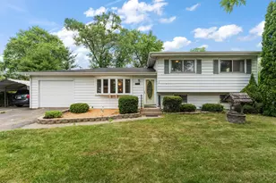 5484 Buckeye Ave, Portage, IN 46368 - Photo 1