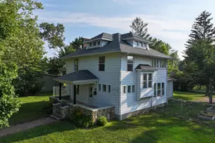 421 S Franklin St, Winamac, IN 46996 - Photo 1