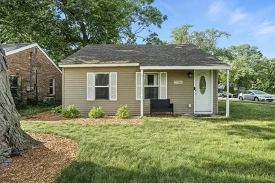 3704 W 39th Avenue, Hobart, IN 46342 - Photo 1