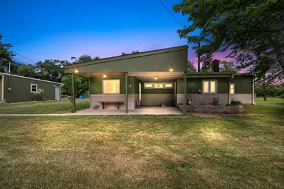 805 N 450 W, Valparaiso, IN 46385 - Photo 1