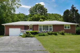 1015 E 58th Pl, Merrillville, IN 46410 - Photo 1