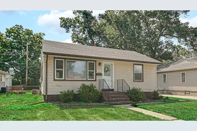 206 N Oakwood Drive, Griffith, IN 46319 - Photo 1