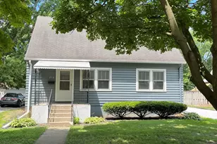 712 N 1st St, Kentland, IN 47951 - Photo 1