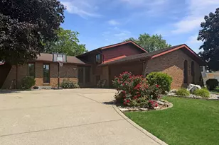 2431 Naples Dr, Schererville, IN 46375 - Photo 1