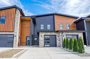 276 Sawgrass Dr, Crown Point, IN 46307 - Photo 1