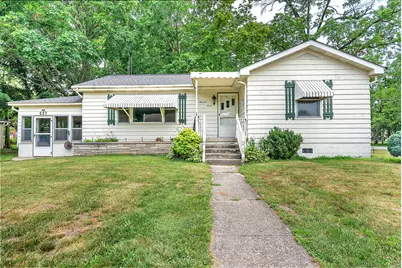 607 S Kouts Street, Kouts, IN 46347 - Photo 1