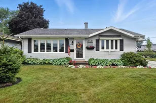 3430 43rd St, Highland, IN 46322 - Photo 1