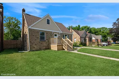 933 E 44th Place, Gary, IN 46409 - Photo 1