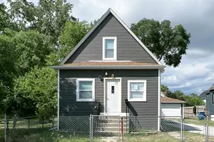 909 Murray St, Hammond, IN 46320 - Photo 1